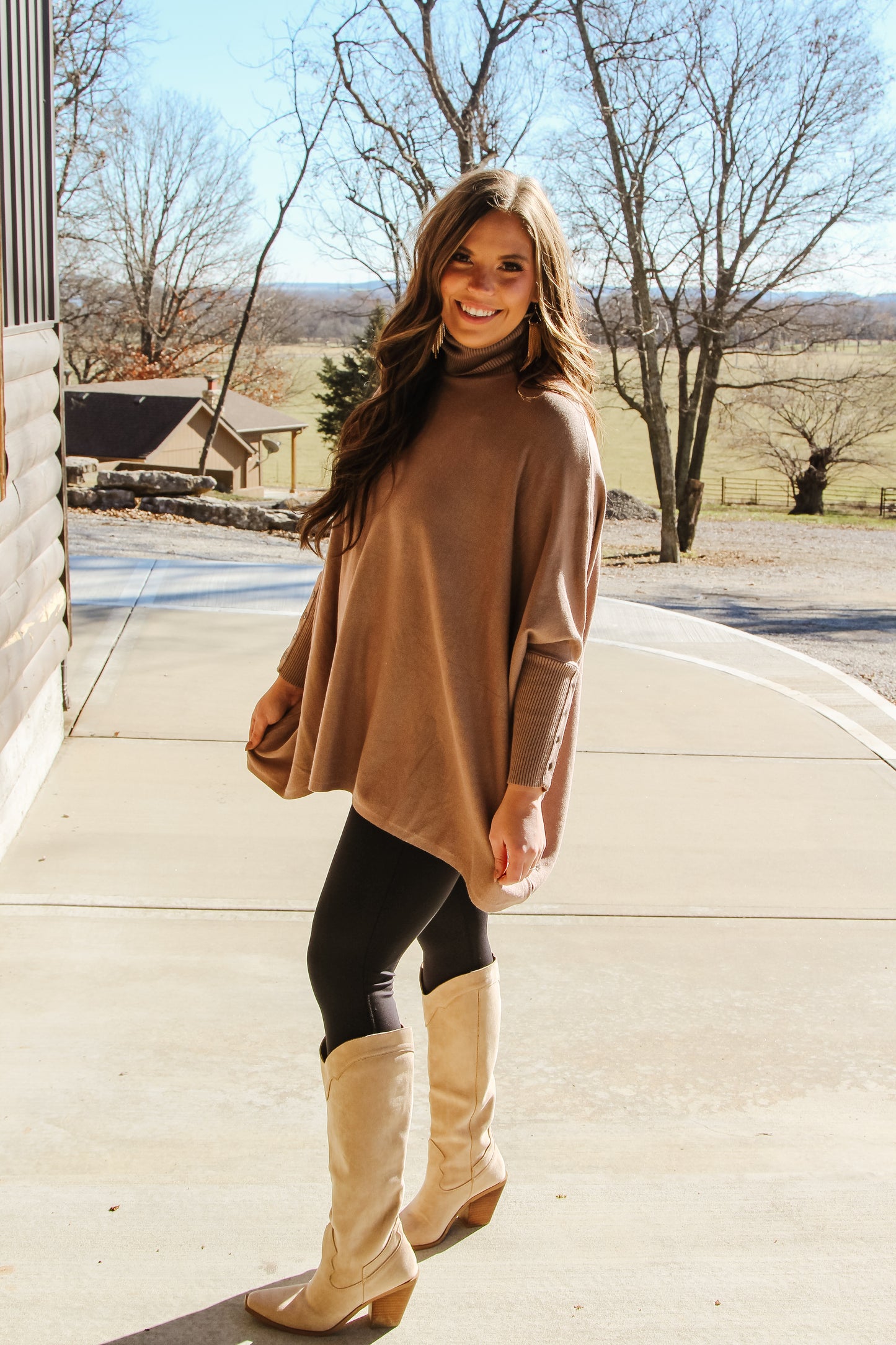 DOLMAN TURTLE NECK TOP in COCO
